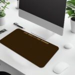 Infidu dark brown desk pad with handwritten motivational quote in light yellow.